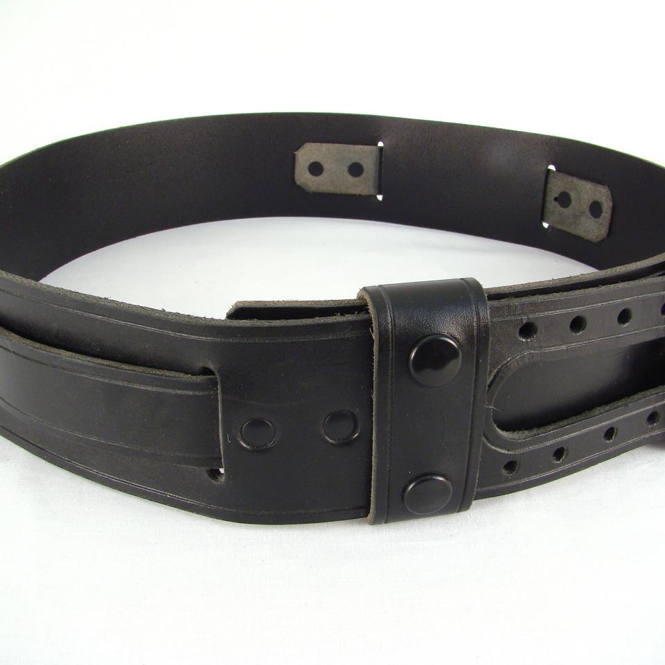 Kilt Belt Black Hardware Extra Storage Loops Ride Side View